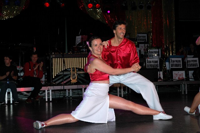min 2005 11 12 fous swing 186